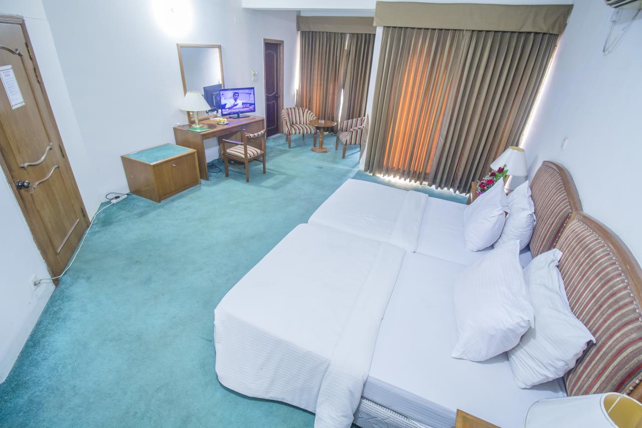 Hotel Swiss Park Dhaka Exterior foto