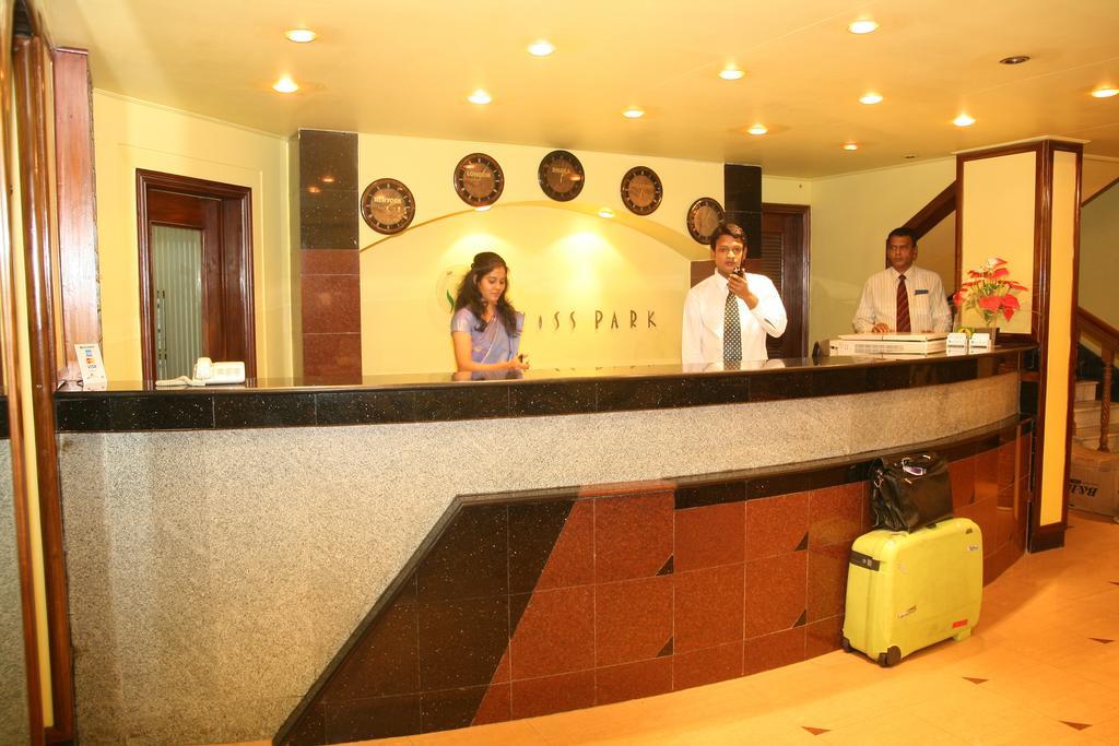 Hotel Swiss Park Dhaka Exterior foto